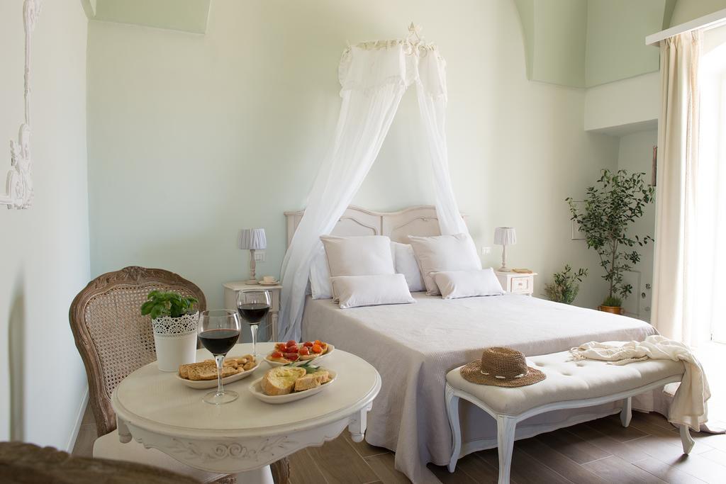 Biancadamare Bed & Breakfast Ostuni Ngoại thất bức ảnh